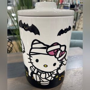 Sanrio Hello Kitty Halloween Mummy Costume & Bats Ceramic Treat jar Canister NEW